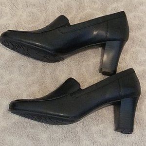 New Genuine Leather Pump